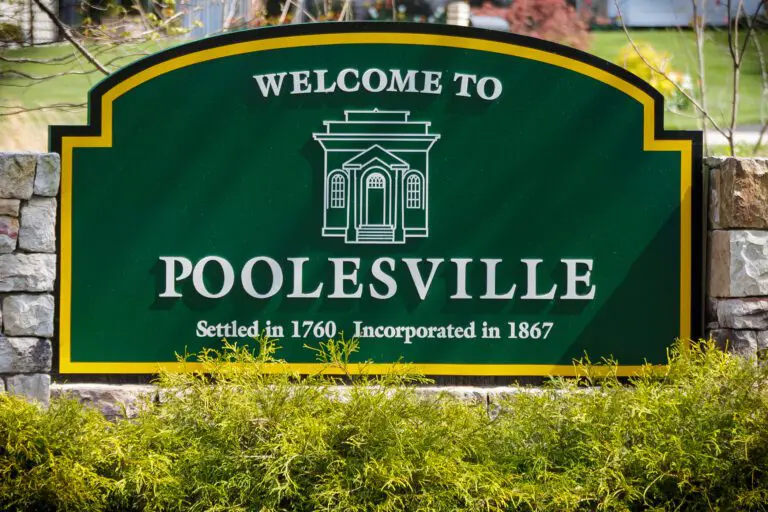 Welcome to Poolesville sign picture 768x512