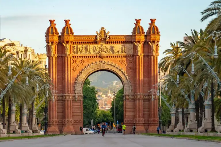 Triumphal Arch 768x512