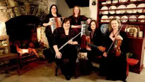 Cherish the Ladies: Celtic Christmas