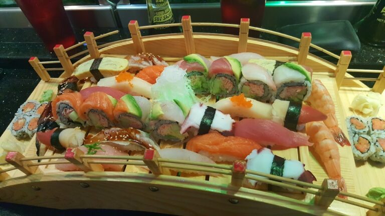red bowl sushi sushi 768x432