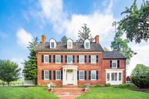 Woodlawn Manor House Tour