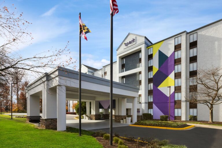 Spark by Hilton Germantown Washington DC North Exterior 1560679 768x512