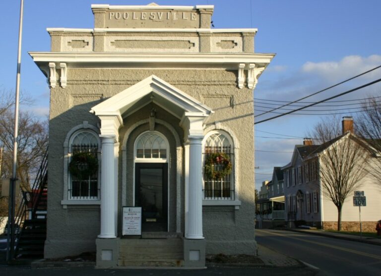 TOWNHALL.012307 1024x743 1 768x557