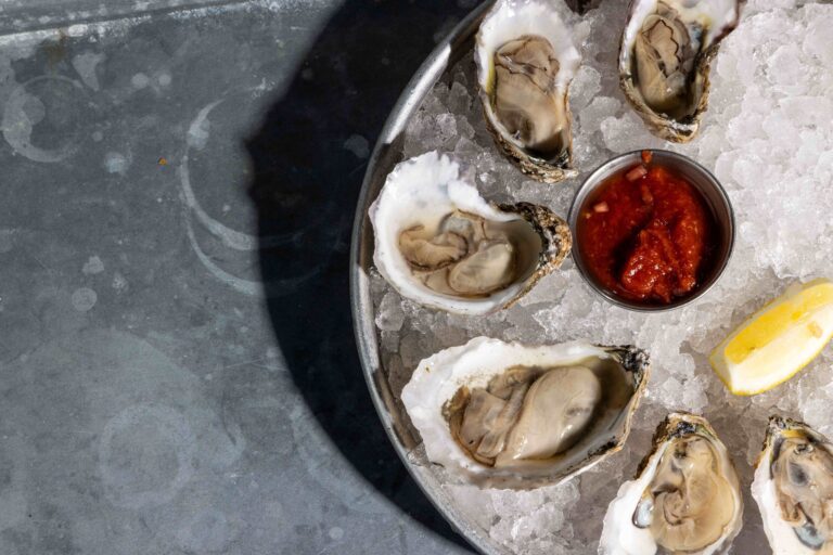 FS Raw Bar Oysters Nov24 14 768x512