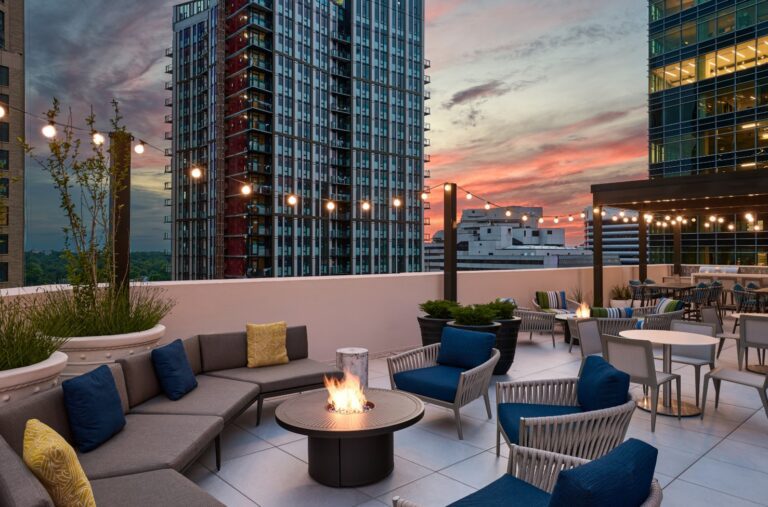 picture rooftop 768x507