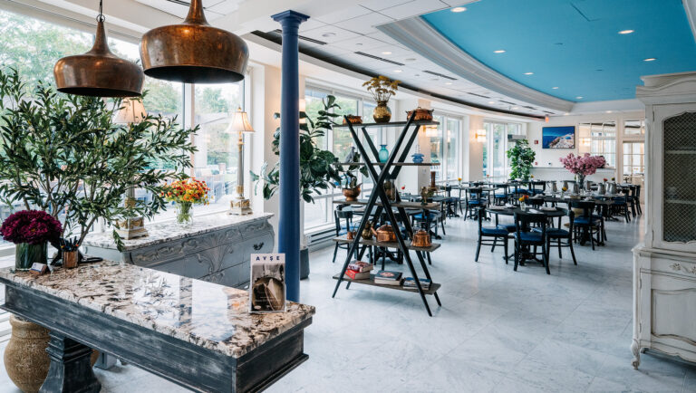 dining 768x434